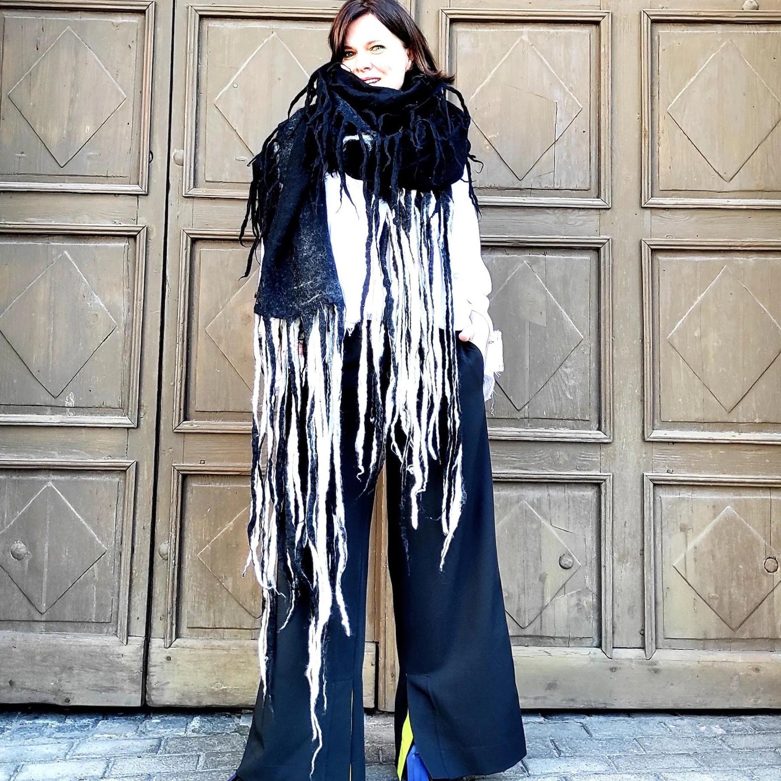 Black Oversized Blanket Scarf